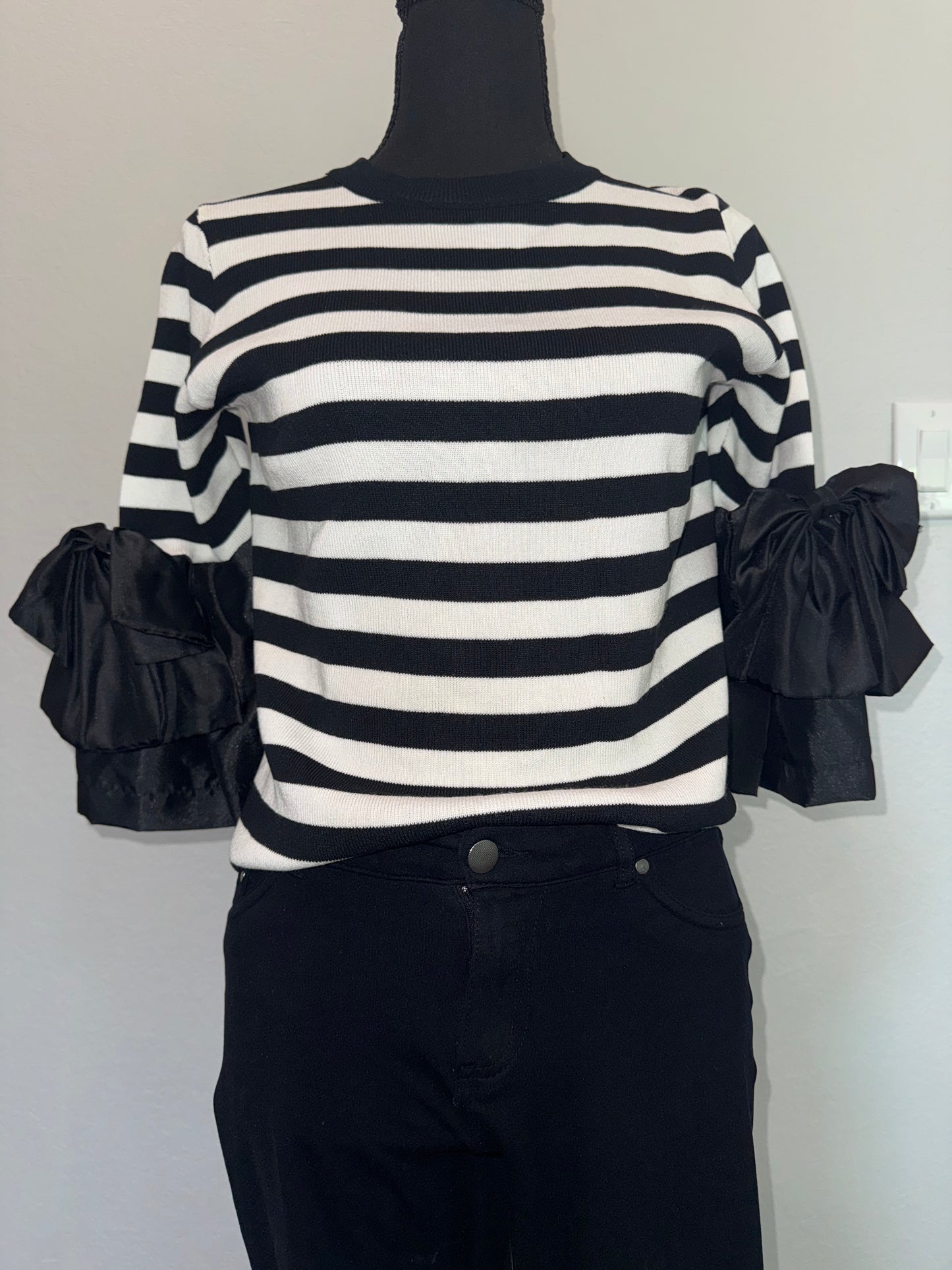 🤍 The Colette Bow Sweater